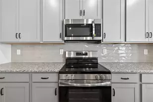 320 Rainer Ln, Auburn, GA 30011 - Photo 8