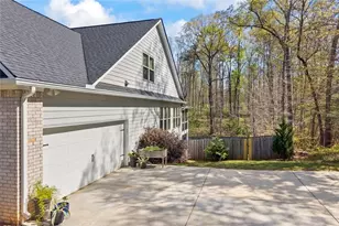 153 Abbington Way, Clarkesville, GA 30523 - Photo 6