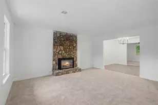 609 Woodknoll Ct, Jonesboro, GA 30238 - Photo 6