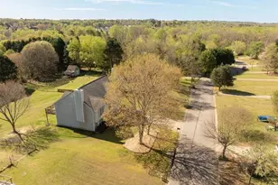 3237 Windgate Dr, Buford, GA 30519 - Photo 18