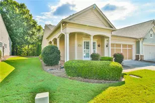 6218 Longleaf Dr, Hoschton, GA 30548 - Photo 2