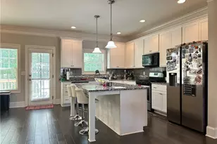 2522 Magnolia Ridge Dr SE, Marietta, GA 30067 - Photo 4