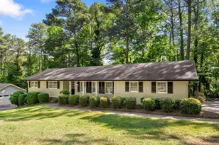 2356 Cambridge St, Snellville, GA 30078 - Photo 2