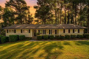 2356 Cambridge St, Snellville, GA 30078 - Photo 1