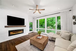 2652 Green Meadows Ln NE, Atlanta, GA 30319 - Photo 12