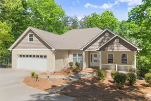 45 Holcomb Dr, Cleveland, GA 30528 - Photo 2