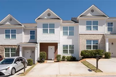 2813 Laurel Ridge Circle, Atlanta, GA 30344 - Photo 2