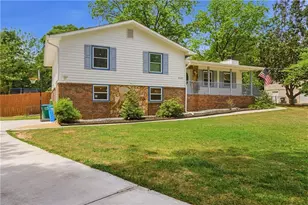 3447 Winston Mason Dr, Snellville, GA 30039 - Photo 4