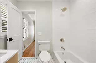 4573 Club Cir NE, Atlanta, GA 30319 - Photo 32