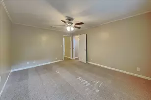 5039 Wesleyan Dr, Woodstock, GA 30189 - Photo 4