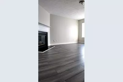 429 Village Bluff Drive, Lawrenceville, GA 30046 - Photo 4