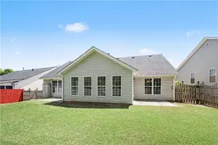 1576 Dunton Green Way, Lawrenceville, GA 30043 - Photo 20