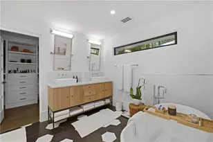 538 Spring Valley Rd NW, Atlanta, GA 30318 - Photo 32