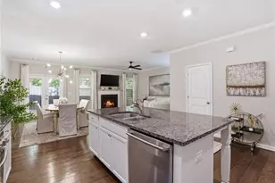 1406 Lanier Vista Dr, Sugar Hill, GA 30518 - Photo 6