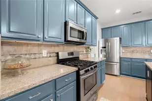 2298 Wickingham Dr NE, Marietta, GA 30066 - Photo 10