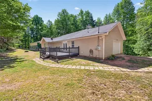 386 Ridgewood Dr, Pendergrass, GA 30567 - Photo 40