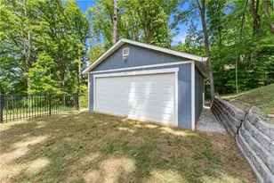 103 Mandalay Rd, Gainesville, GA 30501 - Photo 46