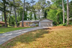1408 Fairfield Dr SW, Lilburn, GA 30047 - Photo 32