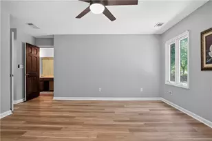 1408 Fairfield Dr SW, Lilburn, GA 30047 - Photo 18