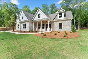 439 Oak Ridge Dr, Maysville, GA 30558 - Photo 6