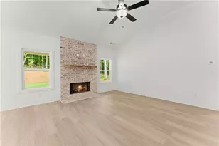 439 Oak Ridge Dr, Maysville, GA 30558 - Photo 18