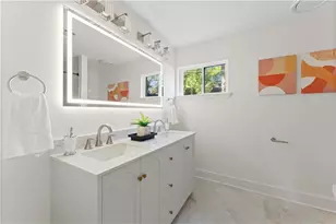 1679 Oak Ln NE, Atlanta, GA 30329 - Photo 24