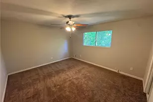 1130 Buckhurst Dr, Atlanta, GA 30349 - Photo 14