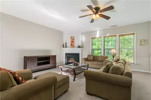 120 Regent Pl, Woodstock, GA 30188 - Photo 6