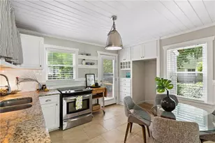 1881 Woodland Hills Ave NW, Atlanta, GA 30318 - Photo 10