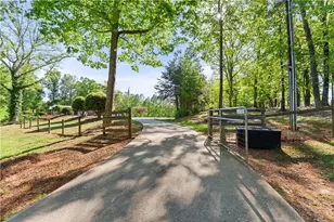 6632 Mountain Meadow Dr, Clermont, GA 30527 - Photo 6