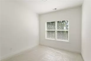 545 Warren Ave, Scottdale, GA 30079 - Photo 32