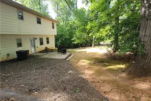 2212 Colonial Cir, Gainesville, GA 30501 - Photo 52