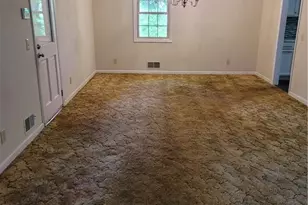 2212 Colonial Cir, Gainesville, GA 30501 - Photo 6