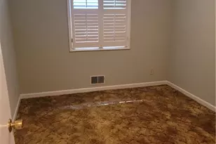 2212 Colonial Cir, Gainesville, GA 30501 - Photo 18