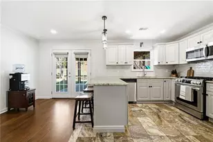 4489 Coventry Way NE, Roswell, GA 30075 - Photo 14