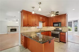 1172 Dogwood Forest Dr NE, Marietta, GA 30068 - Photo 2