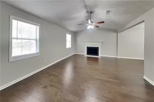 2263 Turtle Club Dr NE, Marietta, GA 30066 - Photo 2