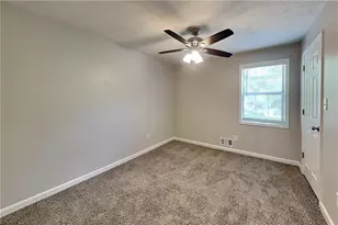 2263 Turtle Club Dr NE, Marietta, GA 30066 - Photo 14