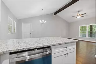 4583 N Woodlake Ln SE, Conyers, GA 30013 - Photo 14