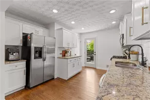702 Burbank Dr, Smyrna, GA 30080 - Photo 8