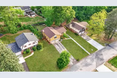 4605 Mercer Road, Stone Mountain, GA 30083 - Photo 2