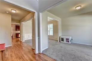 4866 Briarcliff Dr, Sugar Hill, GA 30518 - Photo 4