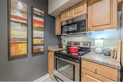 1 Biscayne Drive #109, Atlanta, GA 30309 - Photo 8