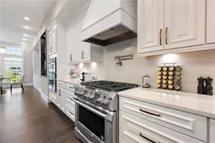 6632 Cadence Blvd, Atlanta, GA 30328 - Photo 8