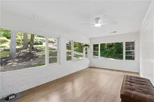 6748 Brandon Mill Rd, Sandy Springs, GA 30328 - Photo 20