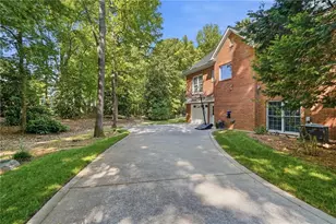 153 York Pl, Calhoun, GA 30701 - Photo 4