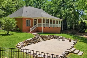 153 York Pl, Calhoun, GA 30701 - Photo 6