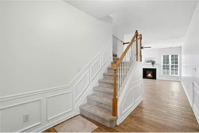 168 Regent Place, Woodstock, GA 30188 - Photo 4
