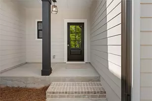 165 W Lake Blvd, Carrollton, GA 30116 - Photo 8