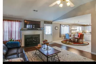 7216 New Dale Rd, Rex, GA 30273 - Photo 6
